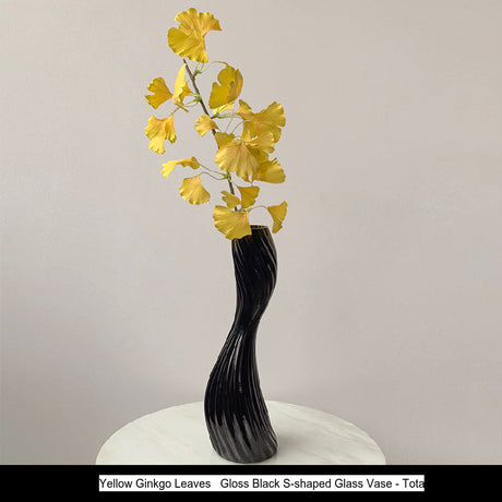 LIVETAI Marisol Elegant Modern Glass Vase from LIVETAI