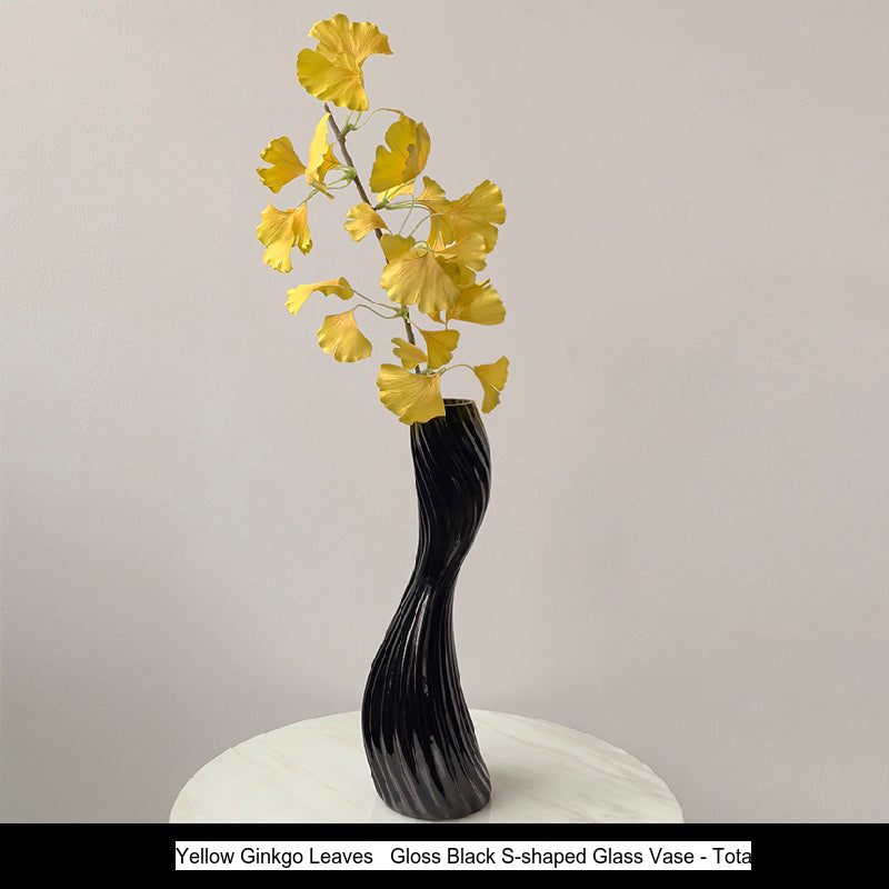 LIVETAI Marisol Elegant Modern Glass Vase from LIVETAI