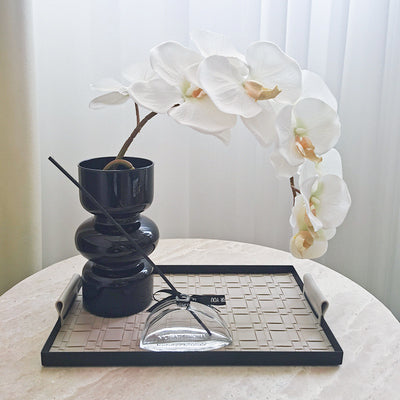 LIVETAI Yuna Elegant Floral Centerpiece Arrangement from LIVETAI