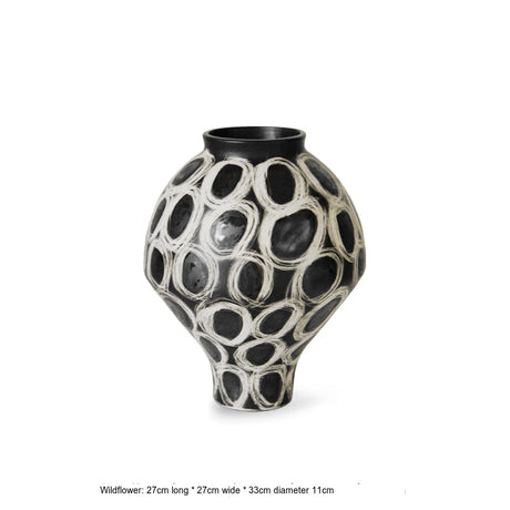 VAVINCI Zephyra Elegant Black Ceramic Vase from VAVINCI
