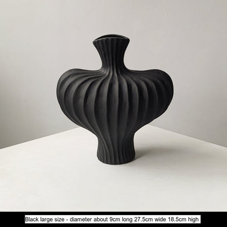 LIVETAI Isadora Elegant Black Ceramic Vase Decor from LIVETAI