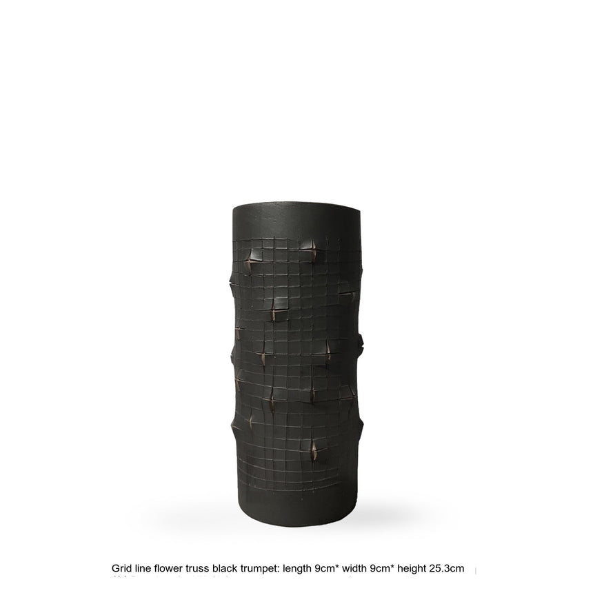 VAVINCI Isolde Minimalist Handmade Ceramic Vase from VAVINCI