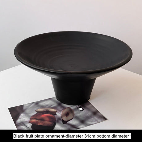 LIVETAI Kinoshita Elegant Wabi-Sabi Ceramic Fruit Plate from LIVETAI