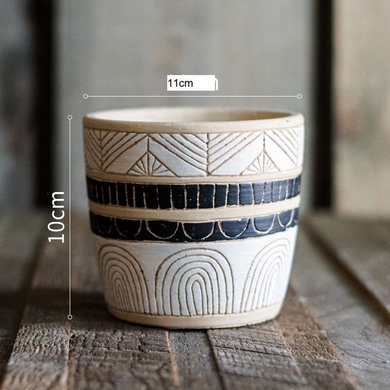 JUHAN Aveline Vintage Garden Ornament Extra-Large Flower Pot from JUHAN