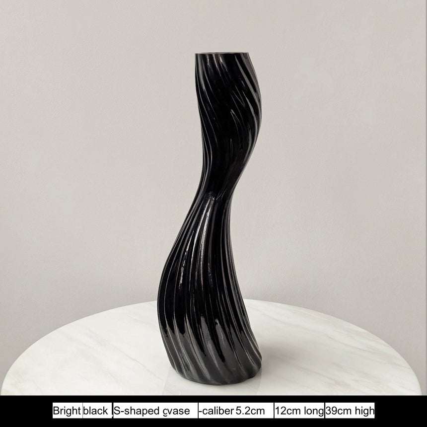 LIVETAI Marisol Elegant Modern Glass Vase from LIVETAI