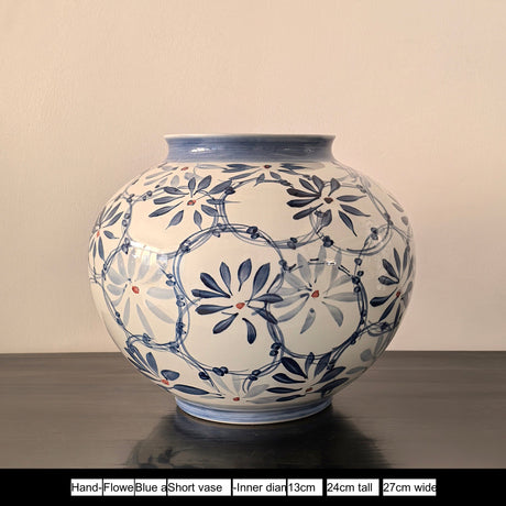 LIVETAI Zephyrine Elegant Blue & White Porcelain Vase from LIVETAI