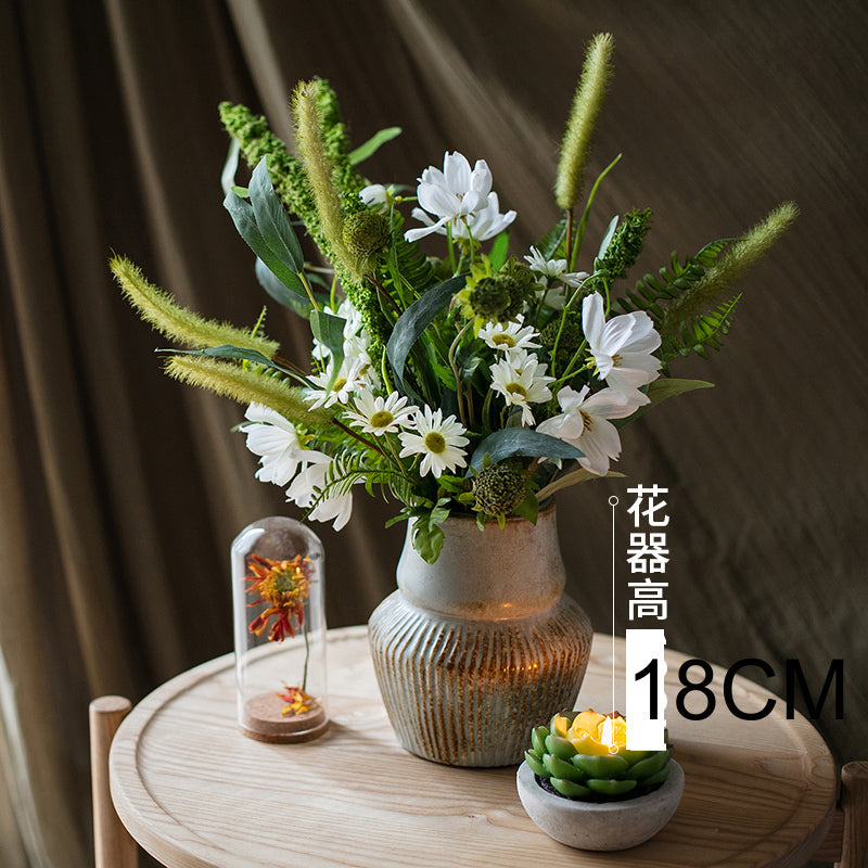 JUHAN Elsdon Elegant Faux Floral Bouquet Decor from JUHAN