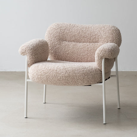 SOOGOOD Aisling Cozy Minimalist Lounge Chair from SOOGOOD