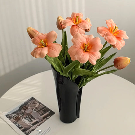 LIVETAI Isadora Elegant Black Ceramic Vase Decor from LIVETAI