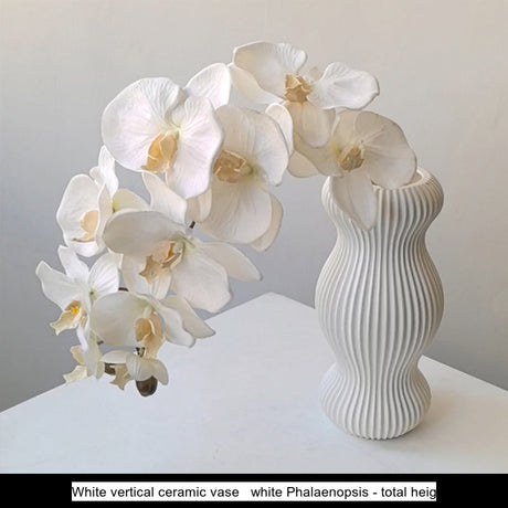 LIVETAI Yuna Elegant Floral Centerpiece Arrangement from LIVETAI