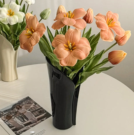 LIVETAI Isadora Elegant Black Ceramic Vase Decor from LIVETAI