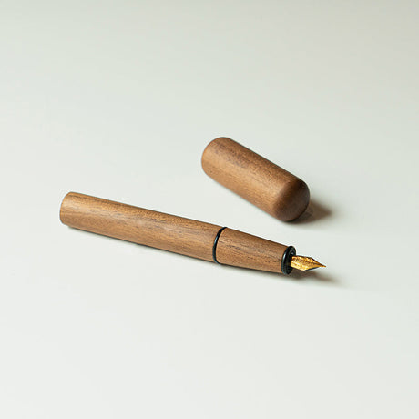 MUMO Felix Magnetic Buckle Wooden Pen from MUMO