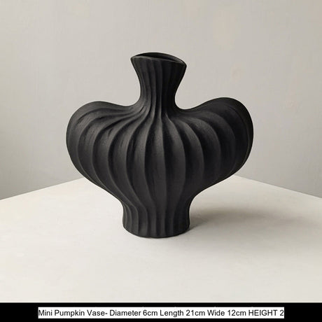LIVETAI Isadora Elegant Black Ceramic Vase Decor from LIVETAI