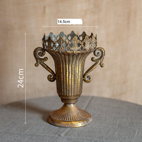 JUHAN melancholy_adrianne Elegant Vintage Vase from JUHAN