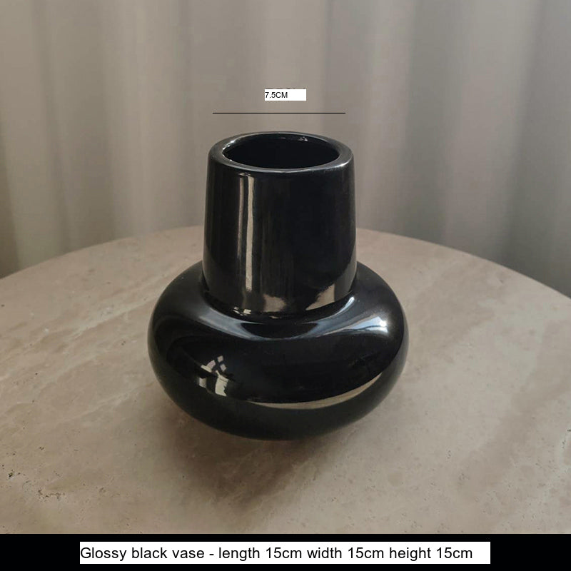 LIVETAI Aveline Elegant Round Ceramic Vase - Luxury Living Room Decor from LIVETAI