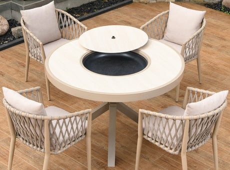 MOJIA Callista Aluminum Outdoor Lounge Chair for Modern Villas from MOJIA