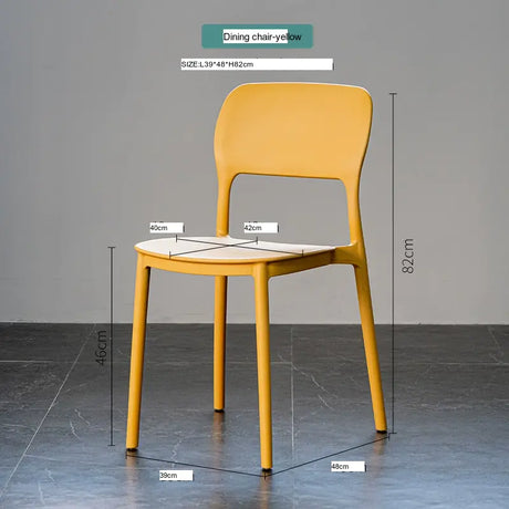 ABOUT WHITE Arvid Chic Ergonomic Highchair from ABOUT WHITE