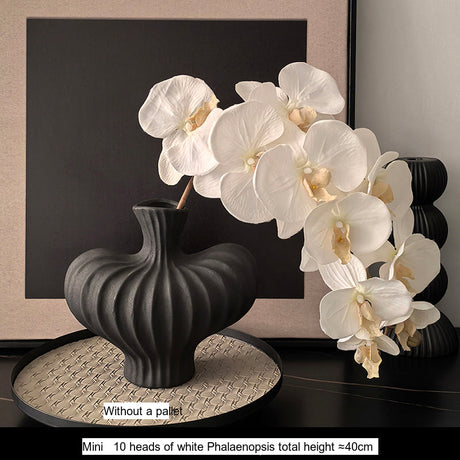 LIVETAI Isadora Elegant Black Ceramic Vase Decor from LIVETAI