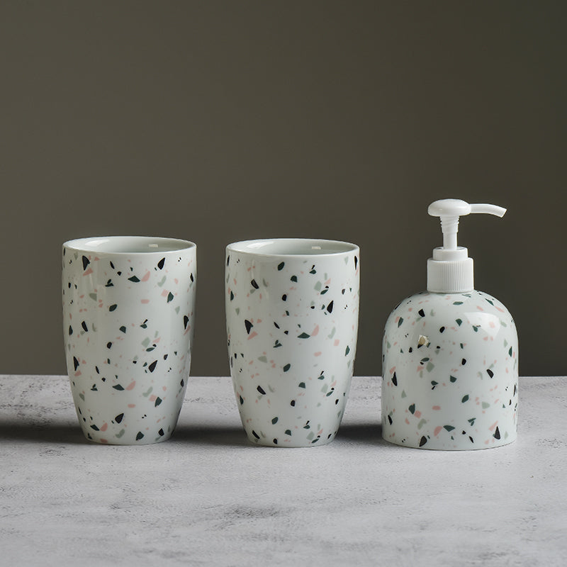 TIANRUN Elowen Hygienic Toothbrush Holder Set from TIANRUN