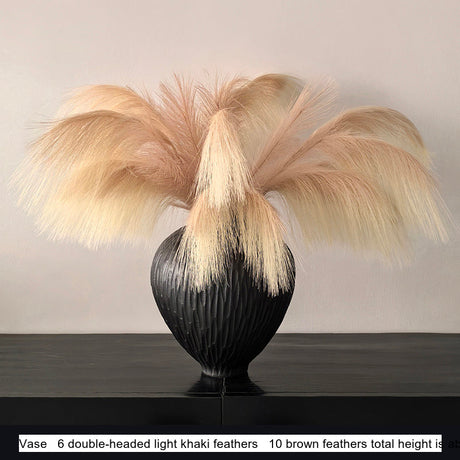 LIVETAI Anais Elegant Ceramic Vase Décor from LIVETAI