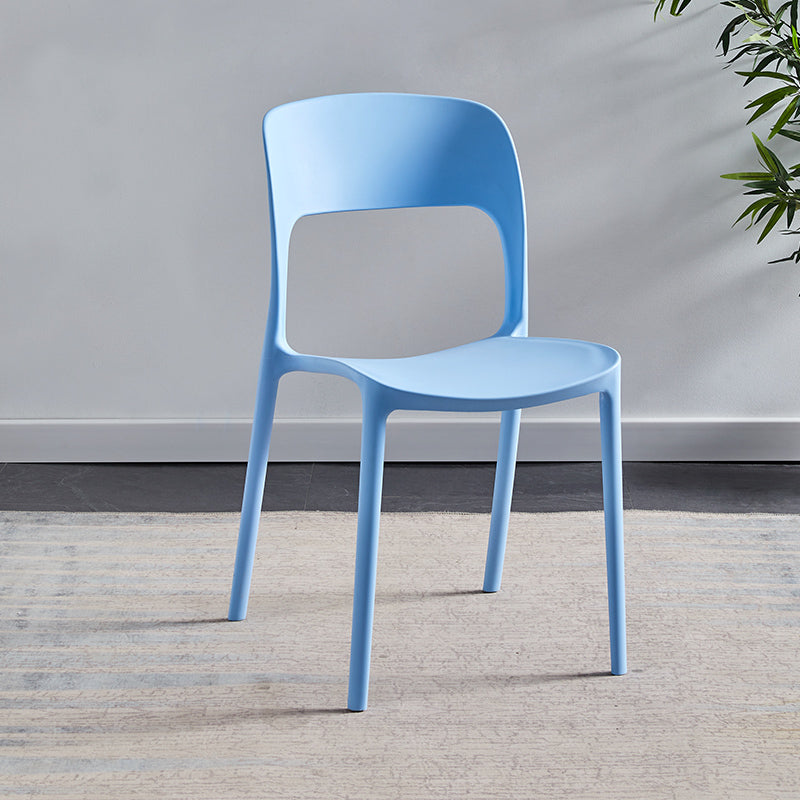 A&D Penelope Sleek Scandinavian Plastic High Chair from A&D