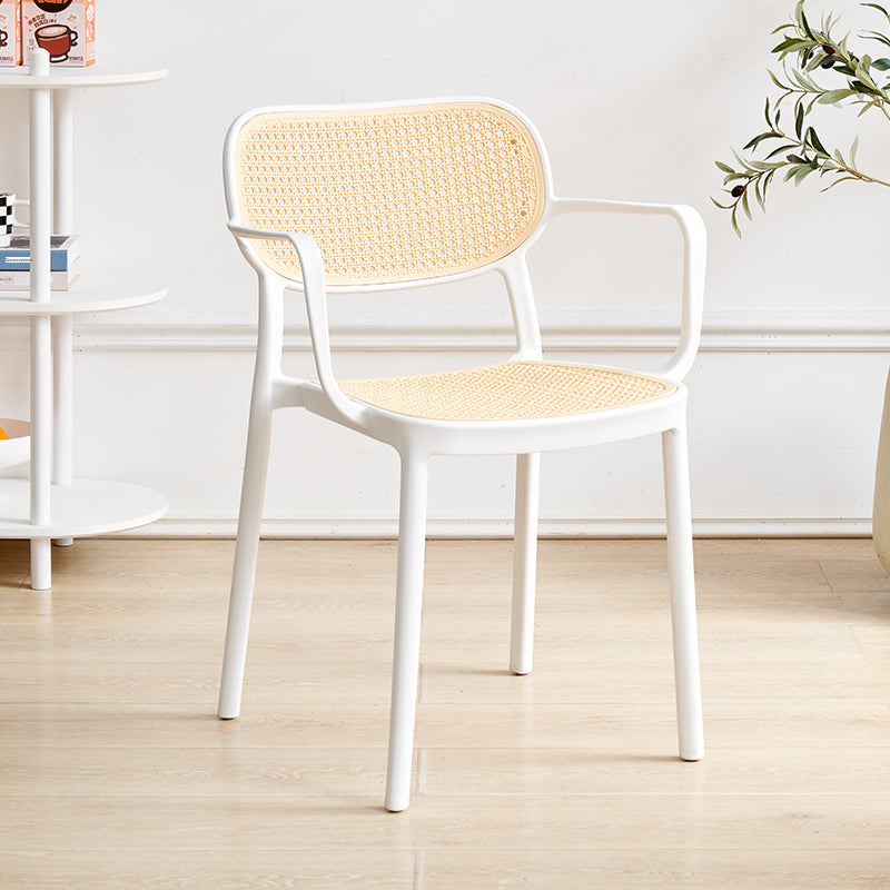 A&D Lysander Sleek Modern Highchair from A&D