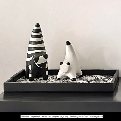 LIVETAI Takara Elegant Handcrafted Ceramic Vase from LIVETAI