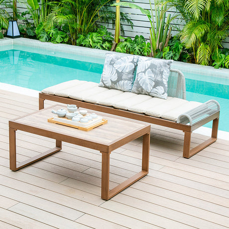 ZIYE Isadora Chic Relaxing Lounge Chair from ZIYE