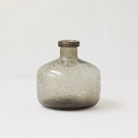 LIVETAI Elowen Elegant Transparent Floral Vase from LIVETAI