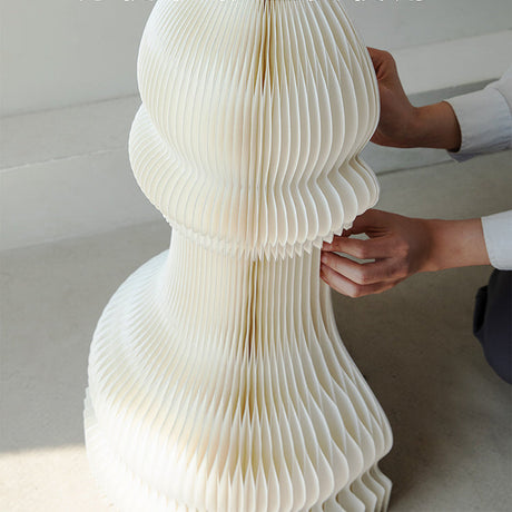 SHIBA Akihiko Elegant Display Pillar Chess Platform from SHIBA