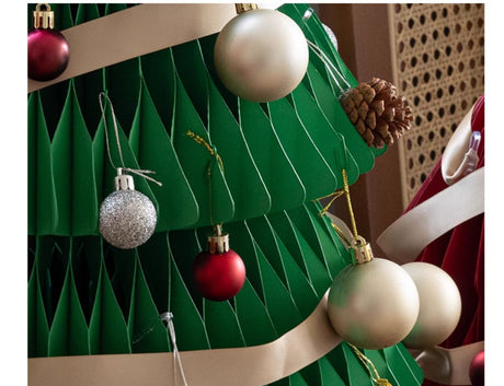 SHIBA Callidora Festive Mini Swing Window Decoration from SHIBA