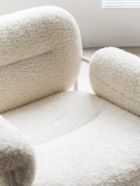 SOOGOOD Aisling Cozy Minimalist Lounge Chair from SOOGOOD