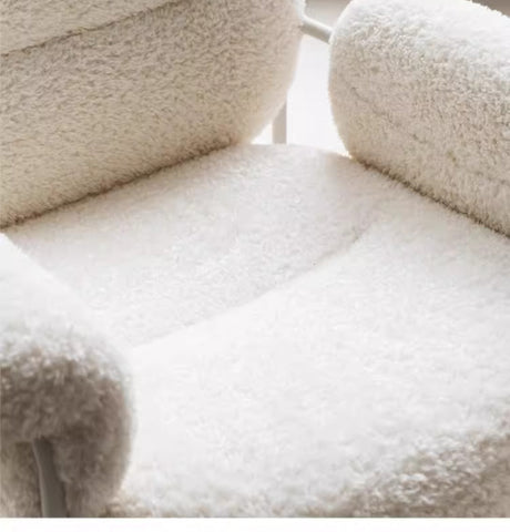 SOOGOOD Aisling Cozy Minimalist Lounge Chair from SOOGOOD