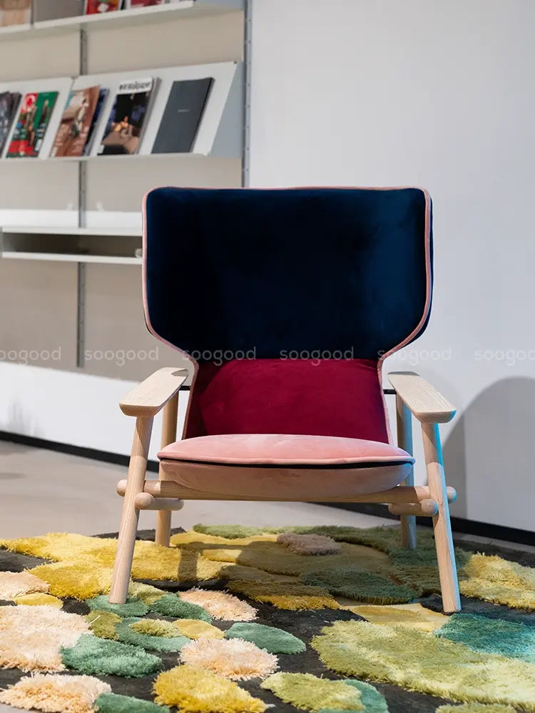 SOOGOOD Arisha Elegant French Medieval Armchair Classic Design from SOOGOOD