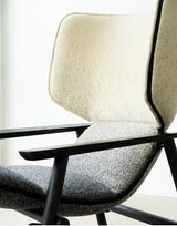SOOGOOD Arisha Elegant French Medieval Armchair Classic Design from SOOGOOD
