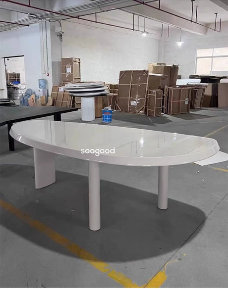 SOOGOOD Ilyana Chic Solid Wood Dining Table from SOOGOOD