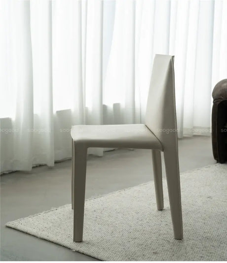 SOOGOOD Leontios Elegant Italian Leather Dining Chair from SOOGOOD