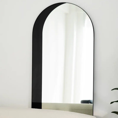 SOOGOOD Norrköping Elegant Minimalist Wall Hanging Mirror from SOOGOOD