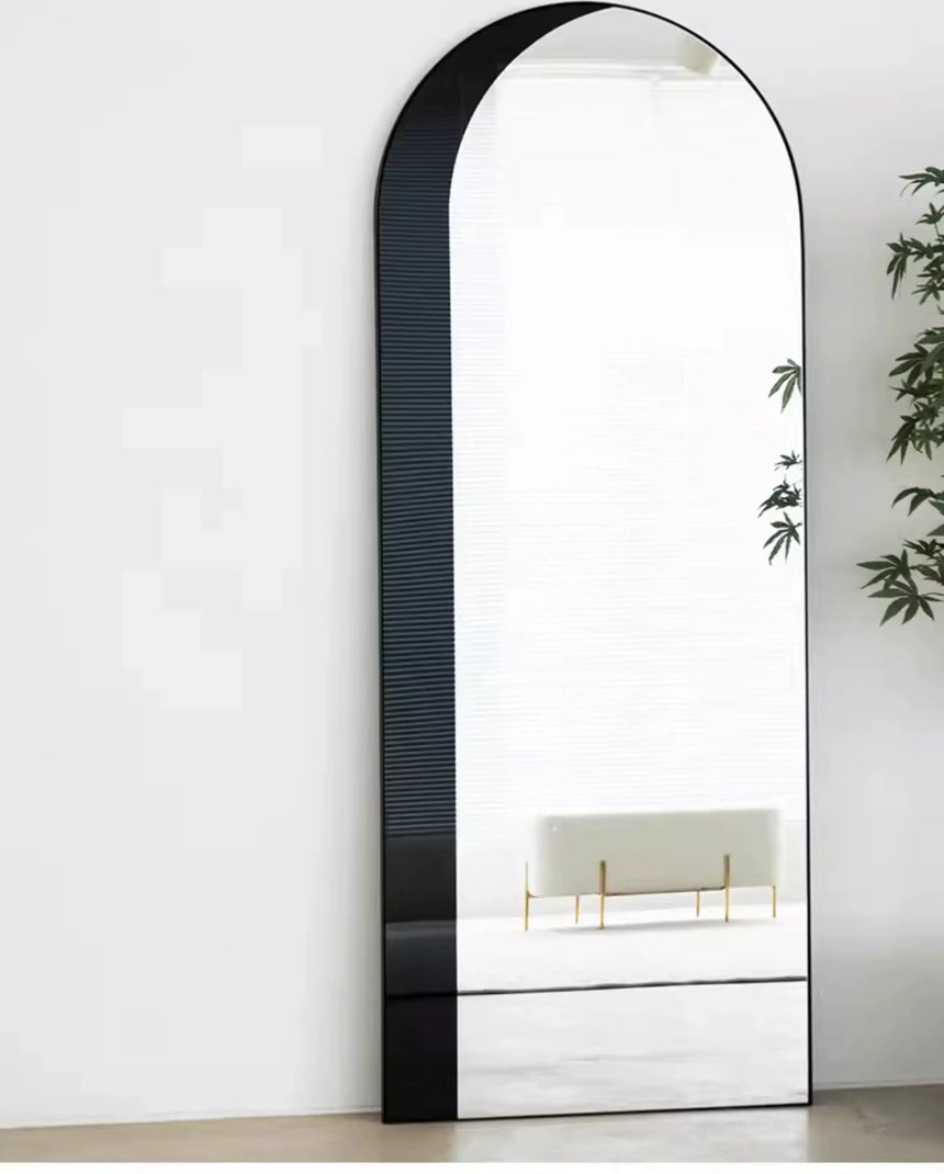 SOOGOOD Norrköping Elegant Minimalist Wall Hanging Mirror from SOOGOOD