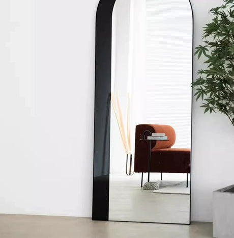 SOOGOOD Norrköping Elegant Minimalist Wall Hanging Mirror from SOOGOOD