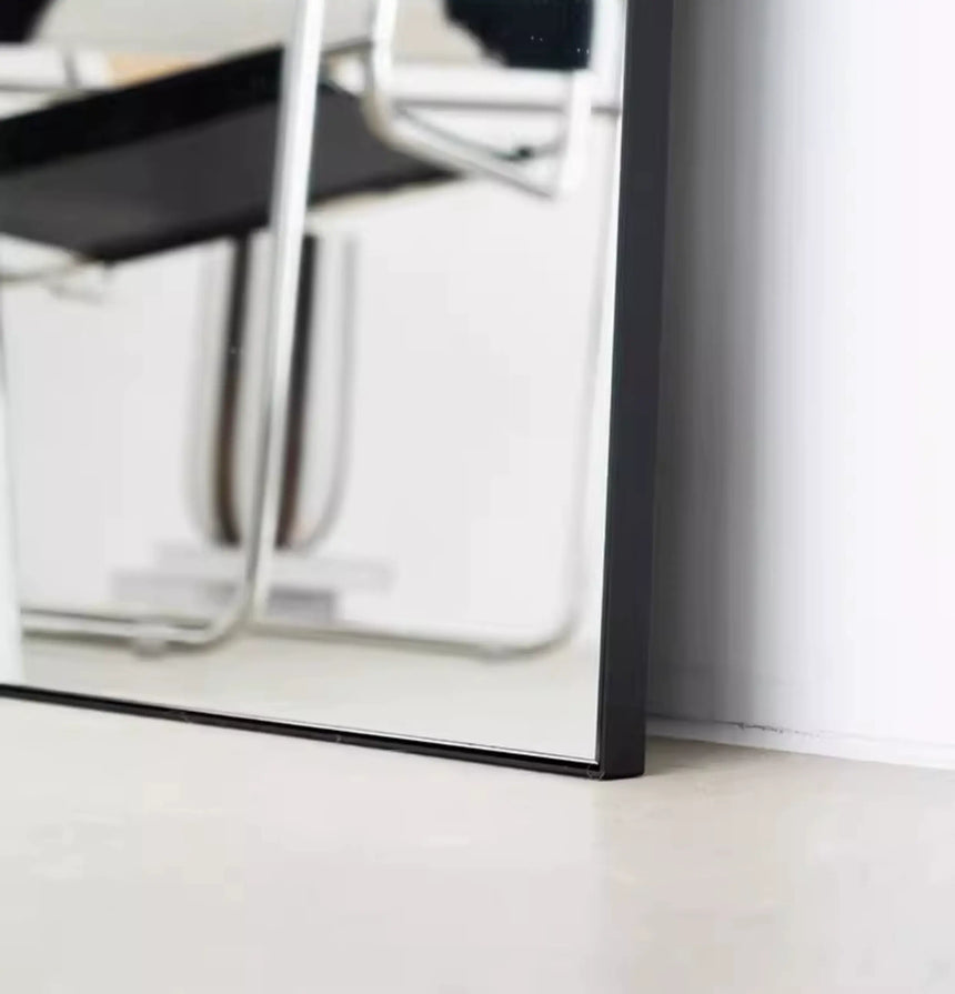 SOOGOOD Norrköping Elegant Minimalist Wall Hanging Mirror from SOOGOOD