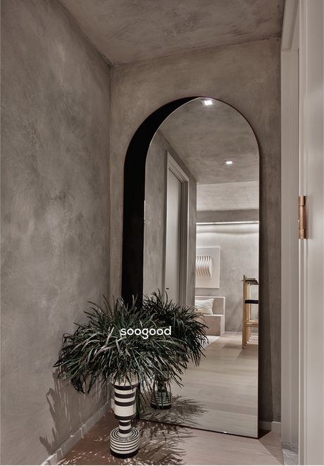 SOOGOOD Norrköping Elegant Minimalist Wall Hanging Mirror from SOOGOOD