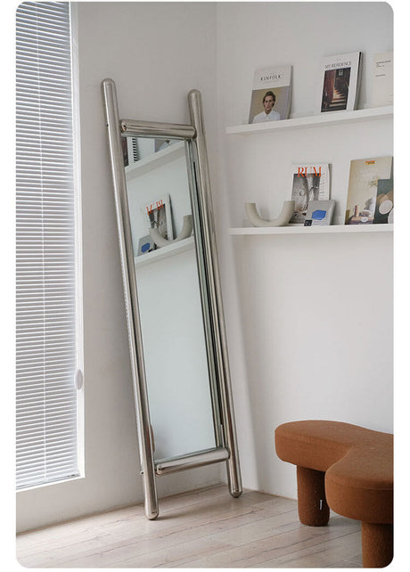 TELLS Amara Vintage Full-Body Retro Mirror from TELLS
