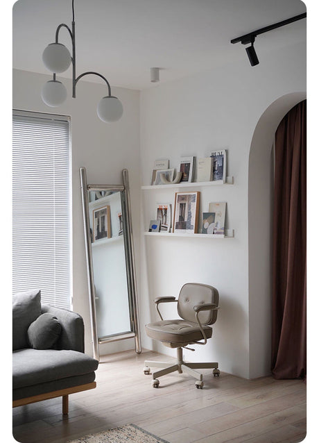 TELLS Amara Vintage Full-Body Retro Mirror from TELLS