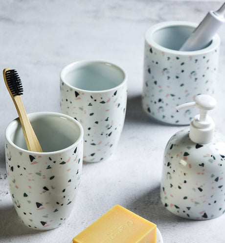 TIANRUN Elowen Hygienic Toothbrush Holder Set from TIANRUN
