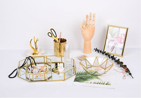 TIANRUN Elowen Luxe Glossy Jewelry Storage Stand from TIANRUN