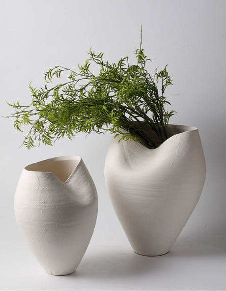 VAVINCI Amaterasu Elegant Notched Ceramic Vase from VAVINCI
