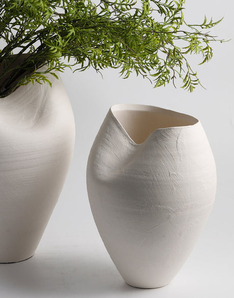 VAVINCI Amaterasu Elegant Notched Ceramic Vase from VAVINCI