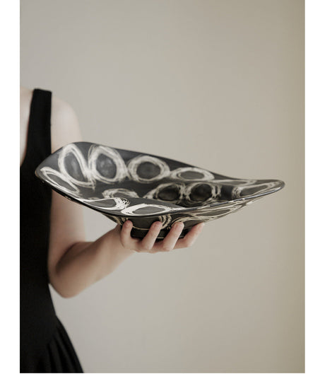VAVINCI Elowen Artistic Retro Ceramic Fruit Plate from VAVINCI