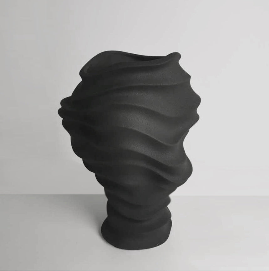 VAVINCI Hiroshi Elegant Modern Ceramic Flower Vase from VAVINCI